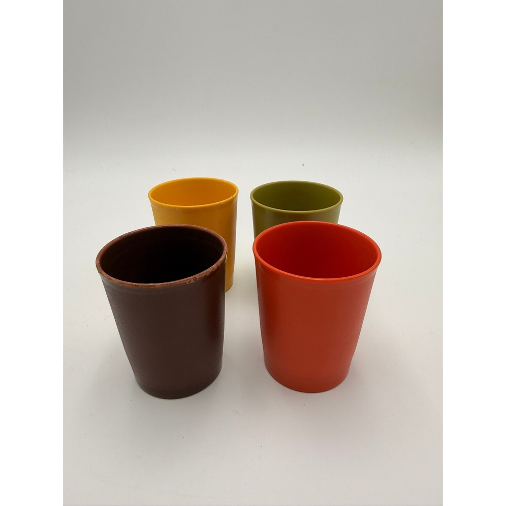 Tupperware Tumbler Set 4pc 8oz Multicolor Good Vintage 1251 Stackable 70s MCM